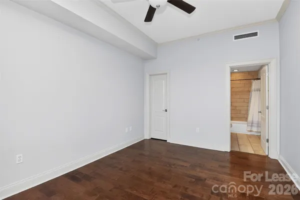 $1,955 | 315 Arlington Avenue, Unit 705, Charlotte, NC 28203
