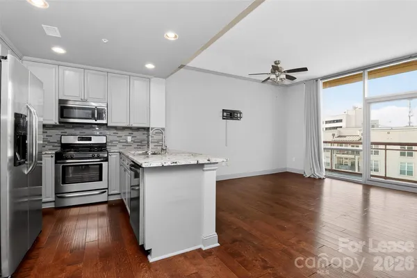 $1,955 | 315 Arlington Avenue, Unit 705, Charlotte, NC 28203