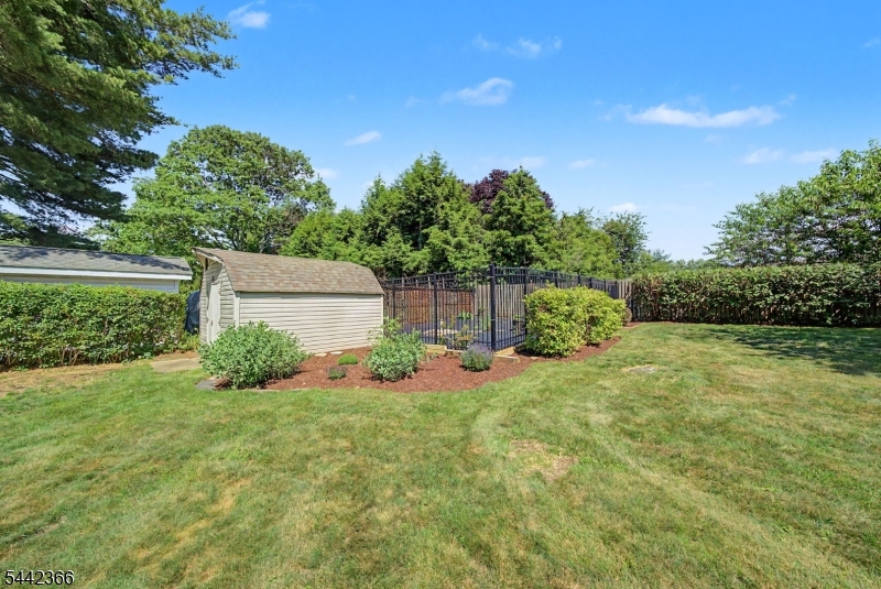 28 Lyonsville Road Boonton, NJ 07005 - Photo 43 of 47