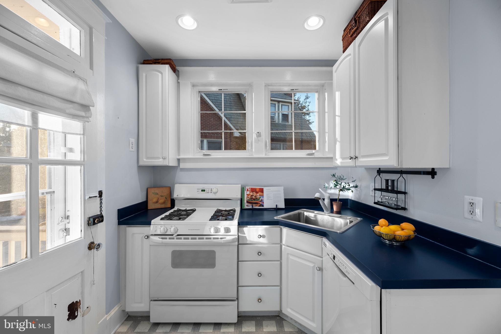 4 Overbrook Road Baltimore, MD 21228 - Photo 22 of 40 Gallery Image 22