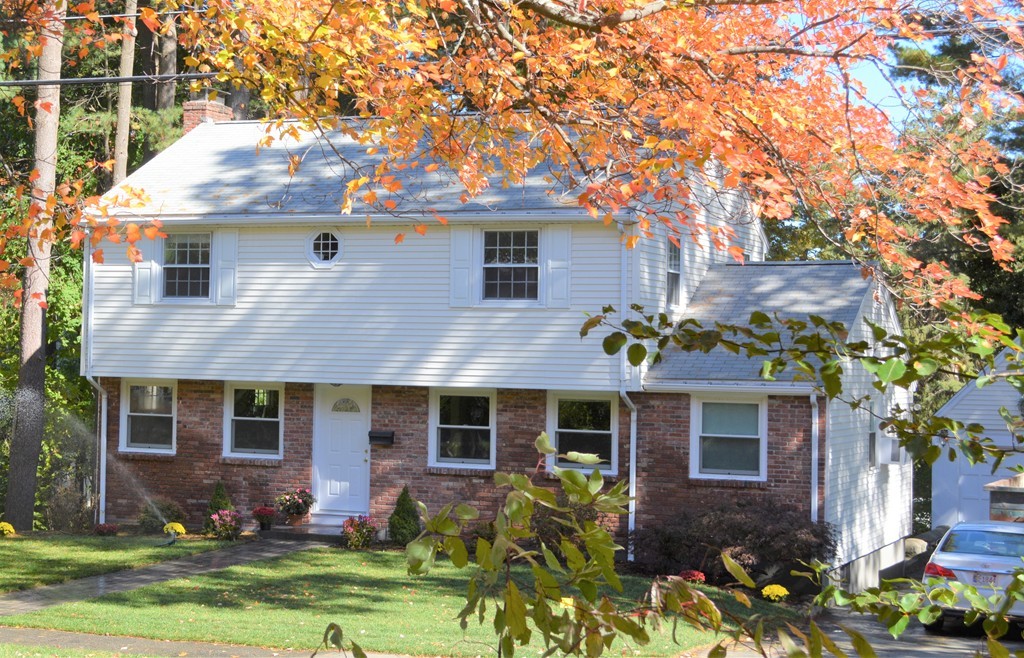 1044 Webster Street Needham, MA 02492 - Photo 1 of 27