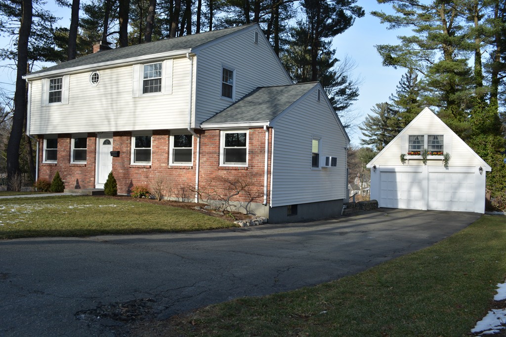 1044 Webster Street Needham, MA 02492 - Photo 2 of 27