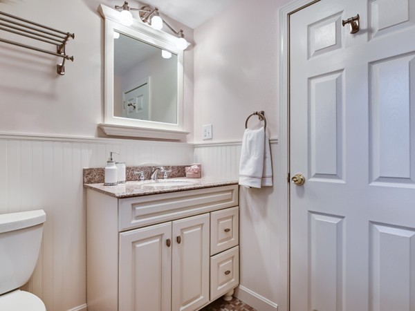 1044 Webster Street Needham, MA 02492 - Photo 21 of 27