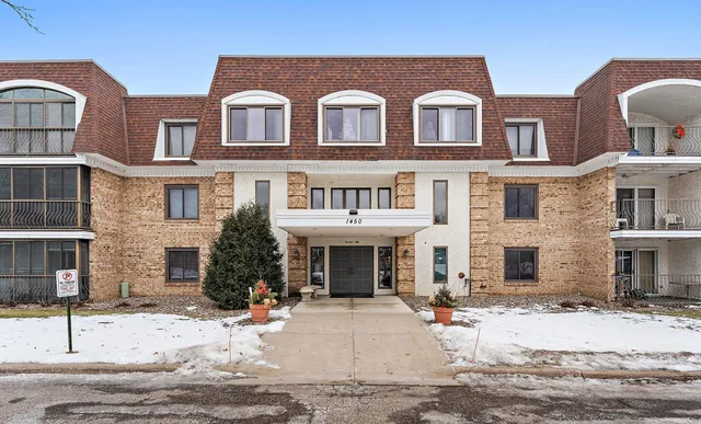 $150,000 | 1450 Bidwell Street, Unit 108, West St. Paul, MN 55118