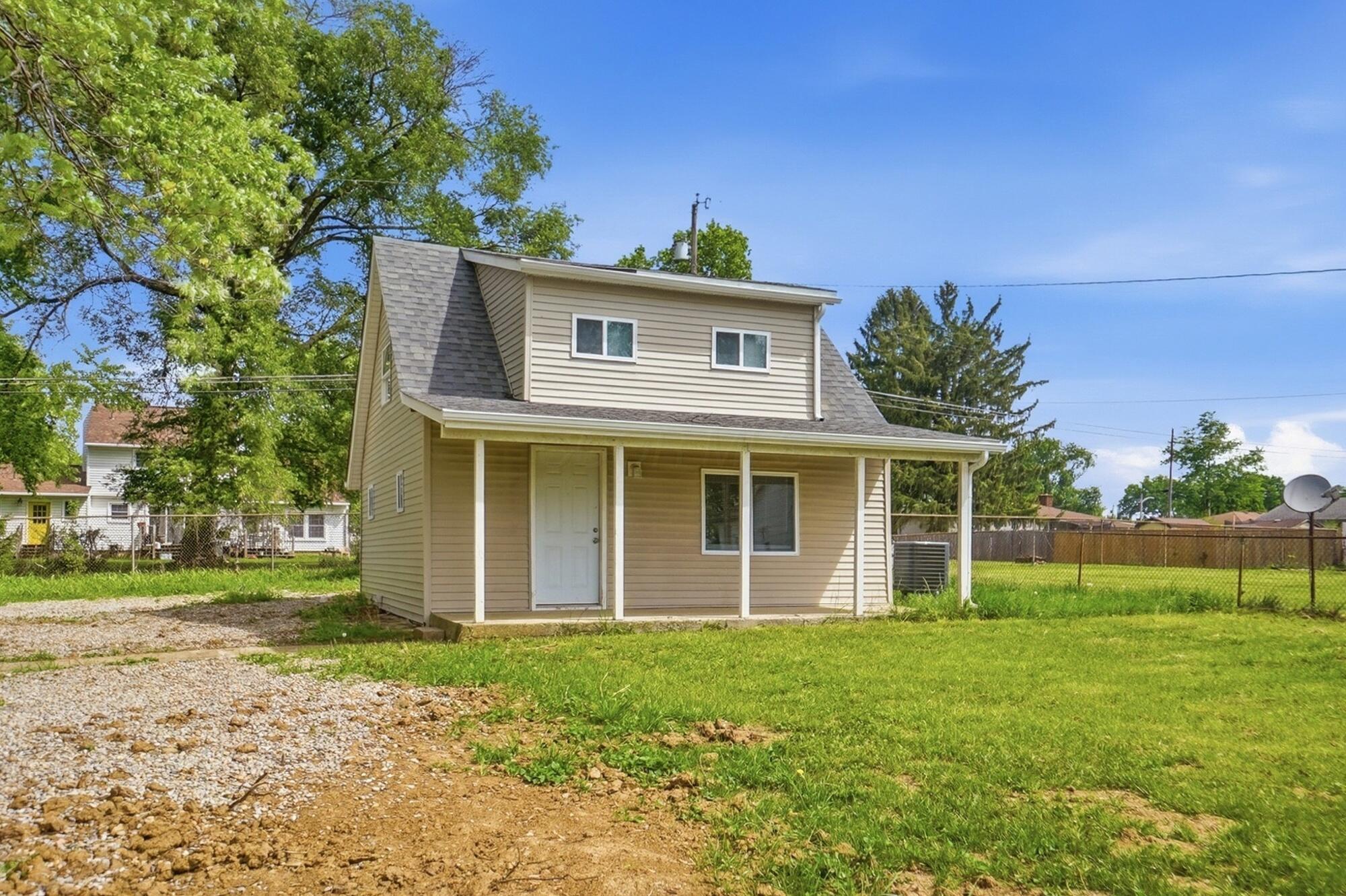 544 Cedarwood Road Columbus, OH 43207 - Photo 2 of 64 002