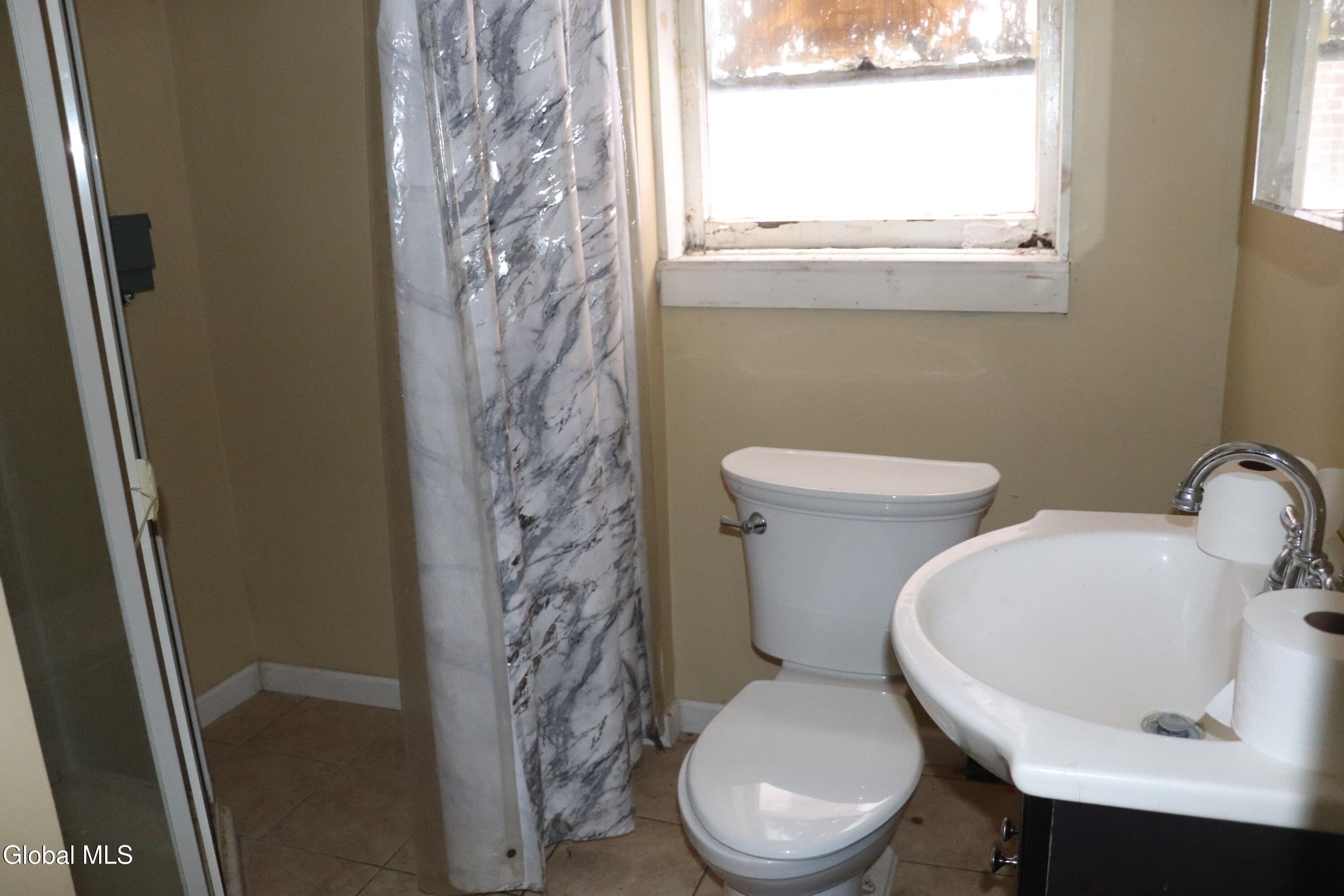 137 North Main Street Herkimer, NY 13350 - Photo 9 of 46 IMG_5244