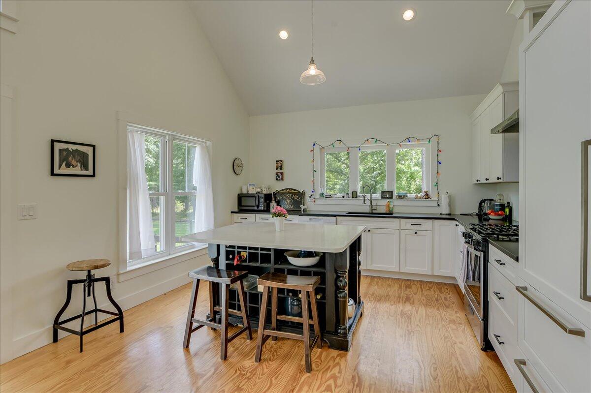 1094 Angela Road Wagener, SC 29164 - Photo 6 of 24