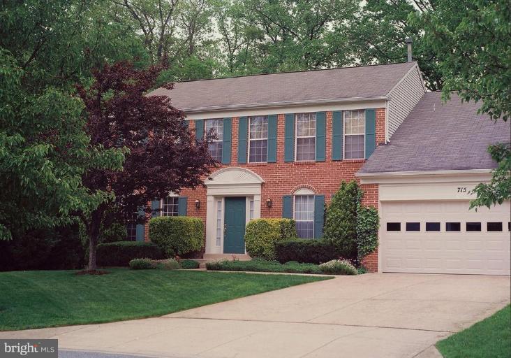 715 Rufford Court Accokeek, MD 20607 - Photo 1 of 9 Exterior (Main)