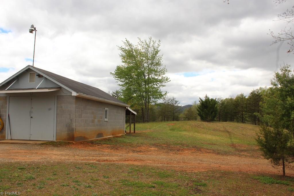 1353 Thankful Church Road Boomer, NC 28606 - Photo 11 of 20 Gallery Image 11
