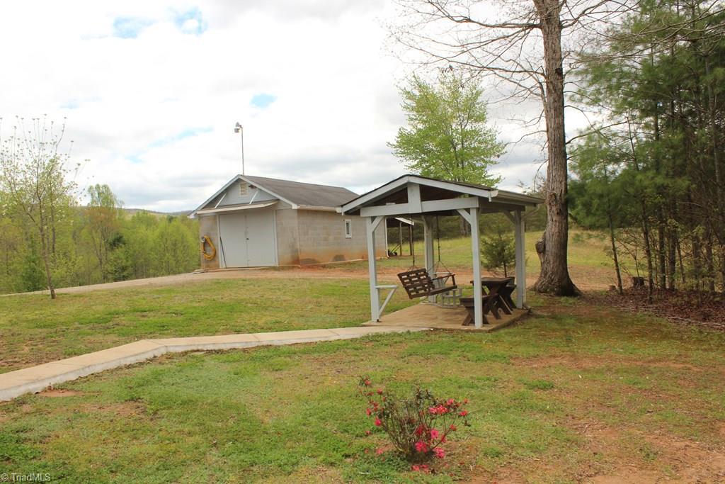 1353 Thankful Church Road Boomer, NC 28606 - Photo 10 of 20 Gallery Image 10