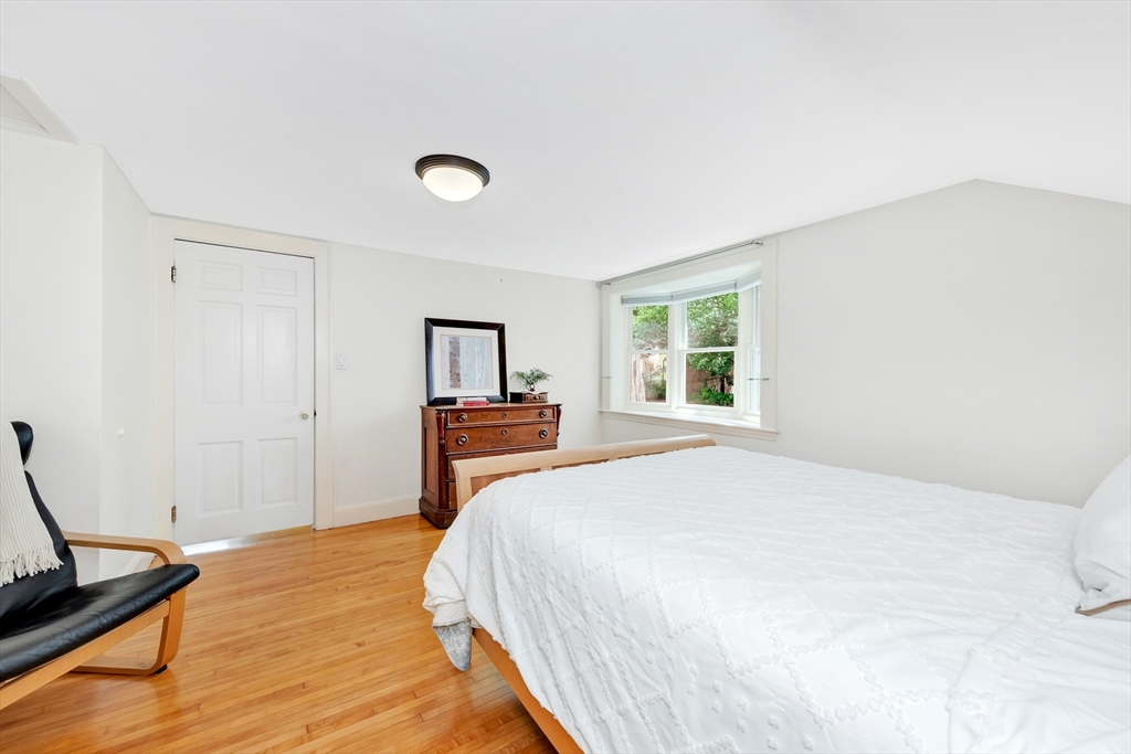 19 Lansdowne Road Arlington, MA 02474 - Photo 37 of 41 Gallery Image 37