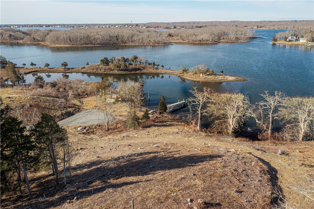 121 Kenyon Farm Road Narragansett, RI 02882 - Photo 2 of 12
