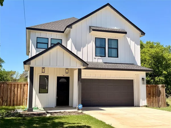 $1,900 | 1720 Lloyd Avenue, Fort Worth, TX 76105