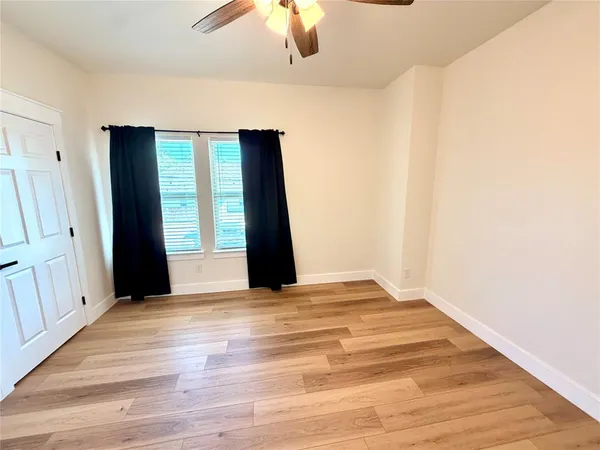 $1,900 | 1720 Lloyd Avenue, Fort Worth, TX 76105