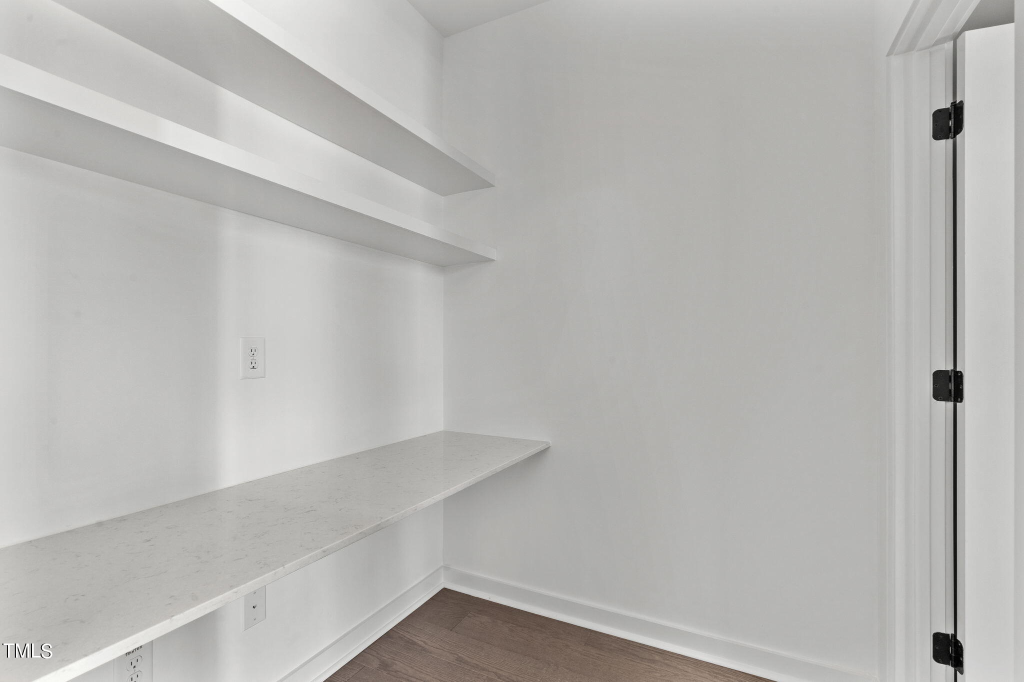 6415 Tanner Oak Lane Raleigh, NC 27613 - Photo 16 of 56 18