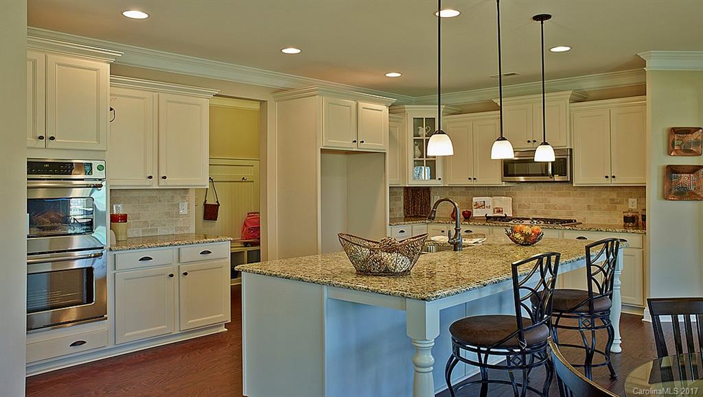 220 Forsythia Lane, Unit 733 Tega Cay, SC 29708 - Photo 8 of 24 Gallery Image 8