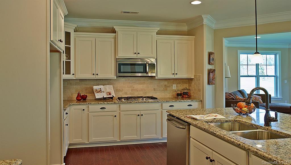 220 Forsythia Lane, Unit 733 Tega Cay, SC 29708 - Photo 9 of 24 Gallery Image 9