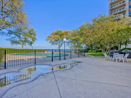 1500 Sheridan Road, Unit 9K, Wilmette, IL 60091