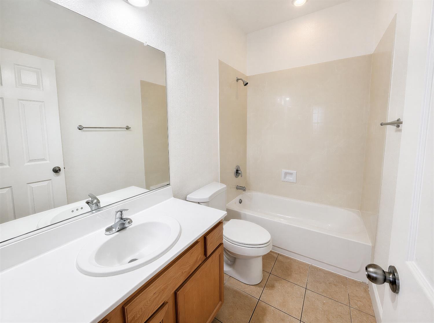 2212 Ragen Street Woodland, CA 95776 - Photo 10 of 12 Gallery Image 10