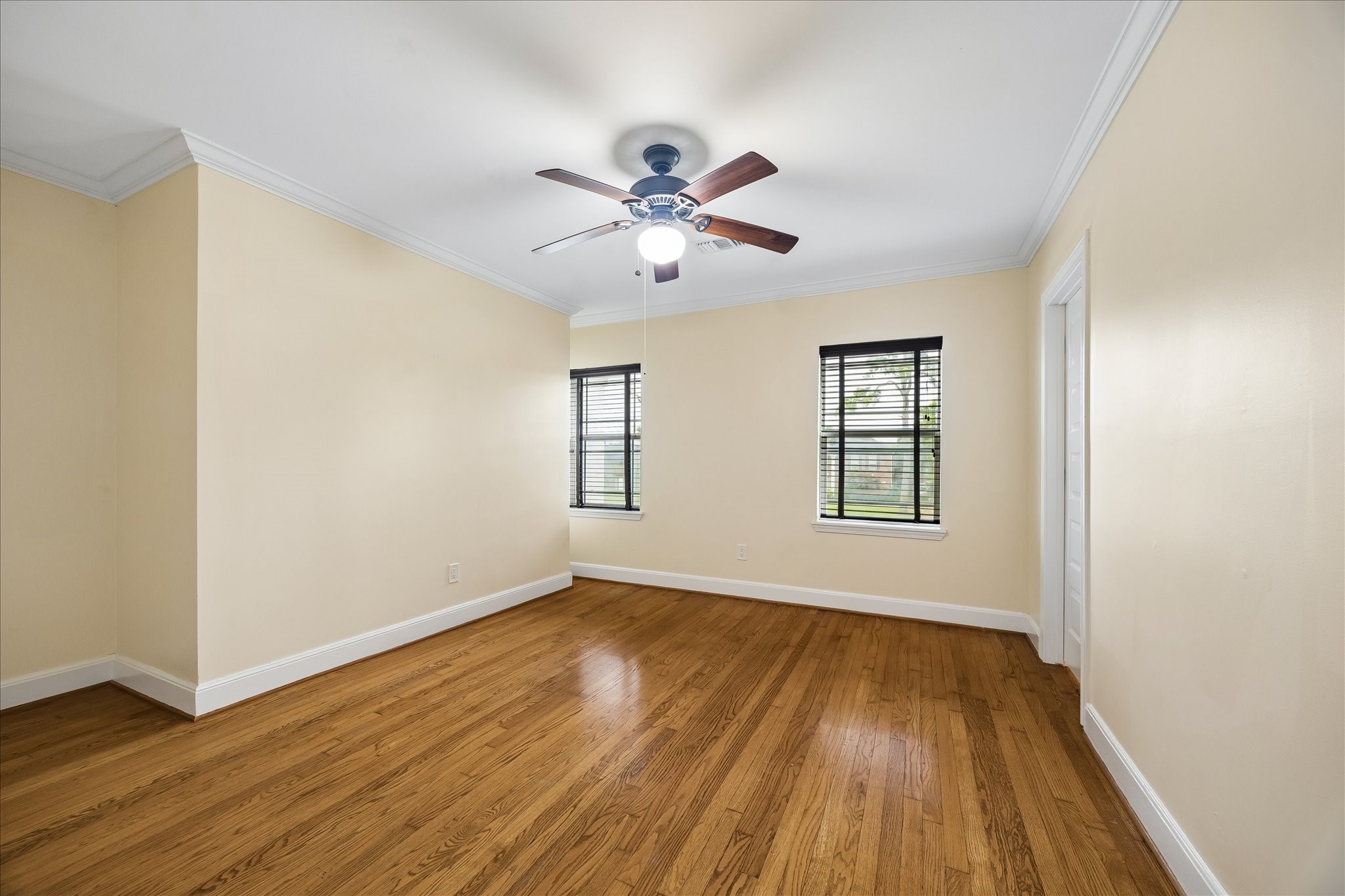 3231 North MacGregor Way Houston, TX 77004 - Photo 14 of 22 Bedroom #2