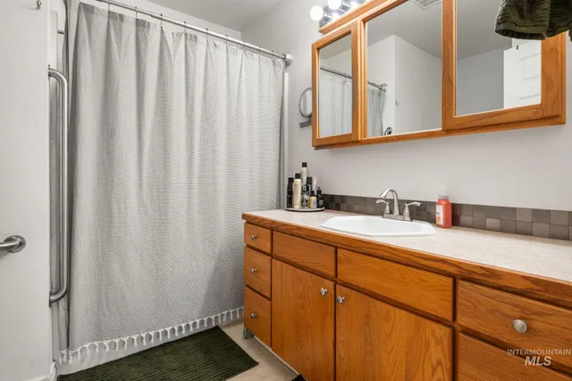 $300,000 | 821 Stewart Avenue, Unit A, Lewiston, ID 83501