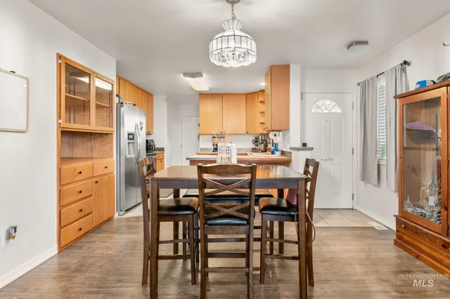 $300,000 | 821 Stewart Avenue, Unit A, Lewiston, ID 83501