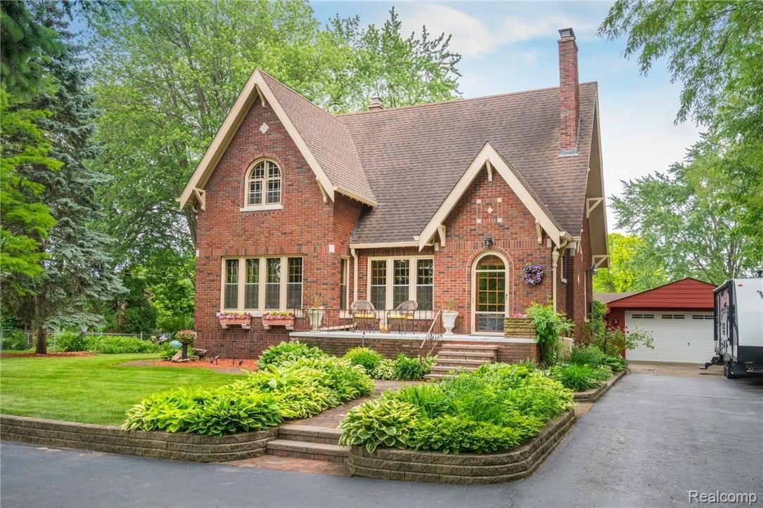 11306 Chicago Road Warren, MI 48093 - Photo 1 of 45 Chicago-1.jpg