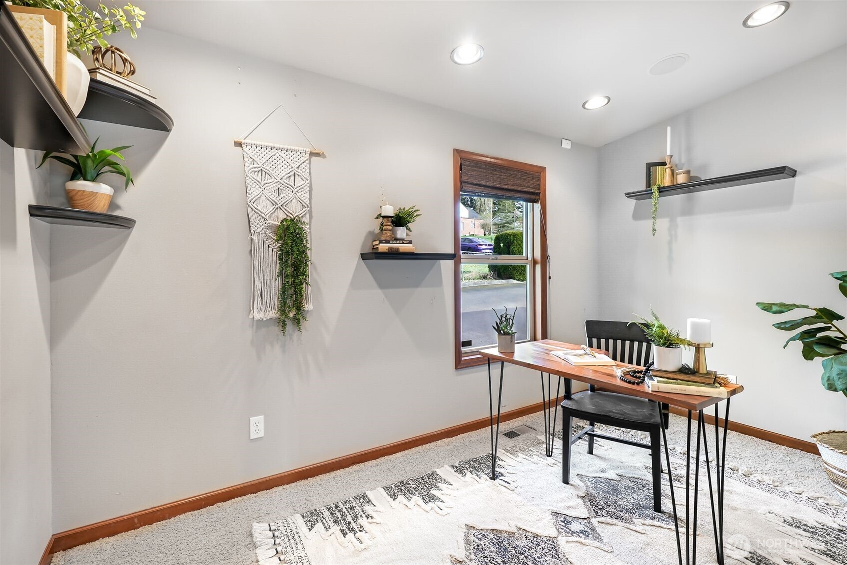 2004 Valley View Drive Lake Stevens, WA 98258 - Photo 19 of 40 a workspace with furniture and window