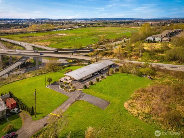 $1,199,000 | 2004 Valley View Drive, Lake Stevens, WA 98258