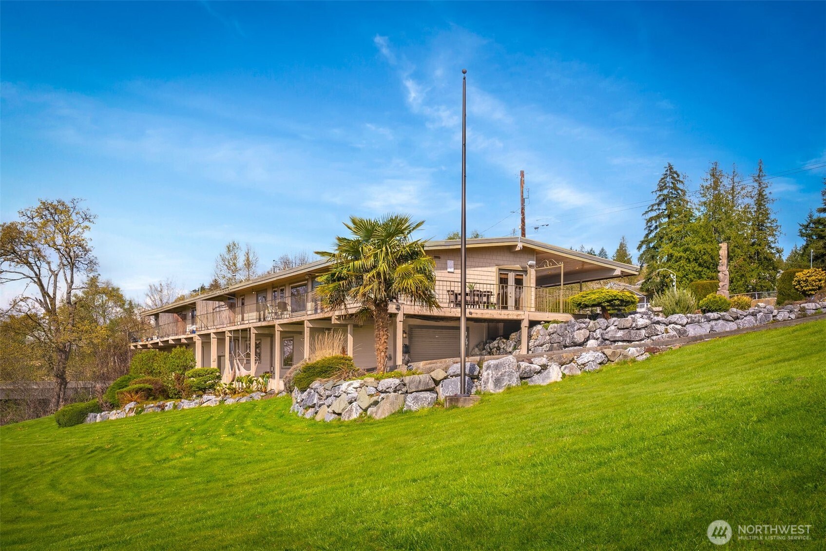 2004 Valley View Drive Lake Stevens, WA 98258 - Photo 35 of 40 a view of a house with a yard