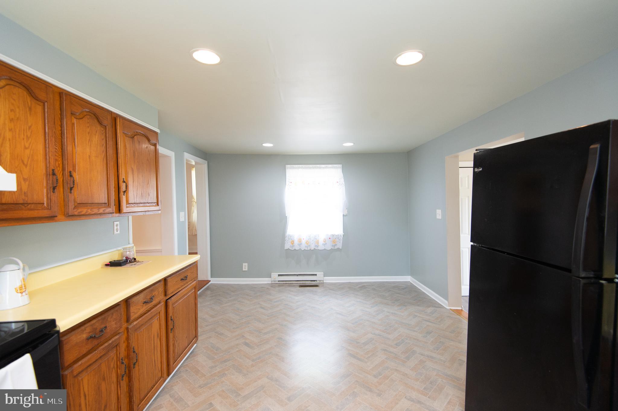 6100 Galestown-Delaware Line Road Rhodesdale, MD 21659 - Photo 10 of 41 kitchen/dining area