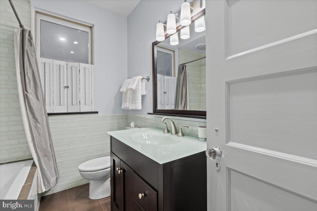 2840 27th Street Northwest Washington, DC 20008 - Photo 31 of 51