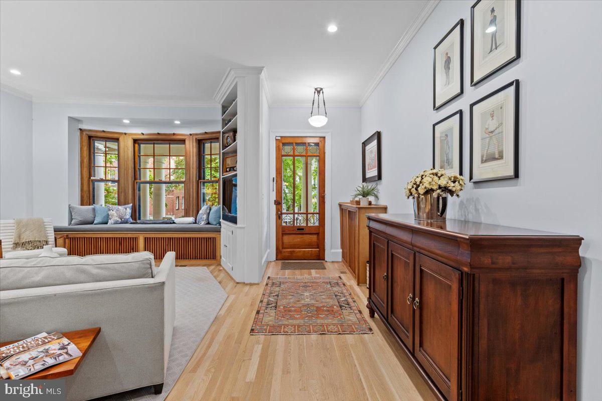 2840 27th Street Northwest Washington, DC 20008 - Photo 5 of 51