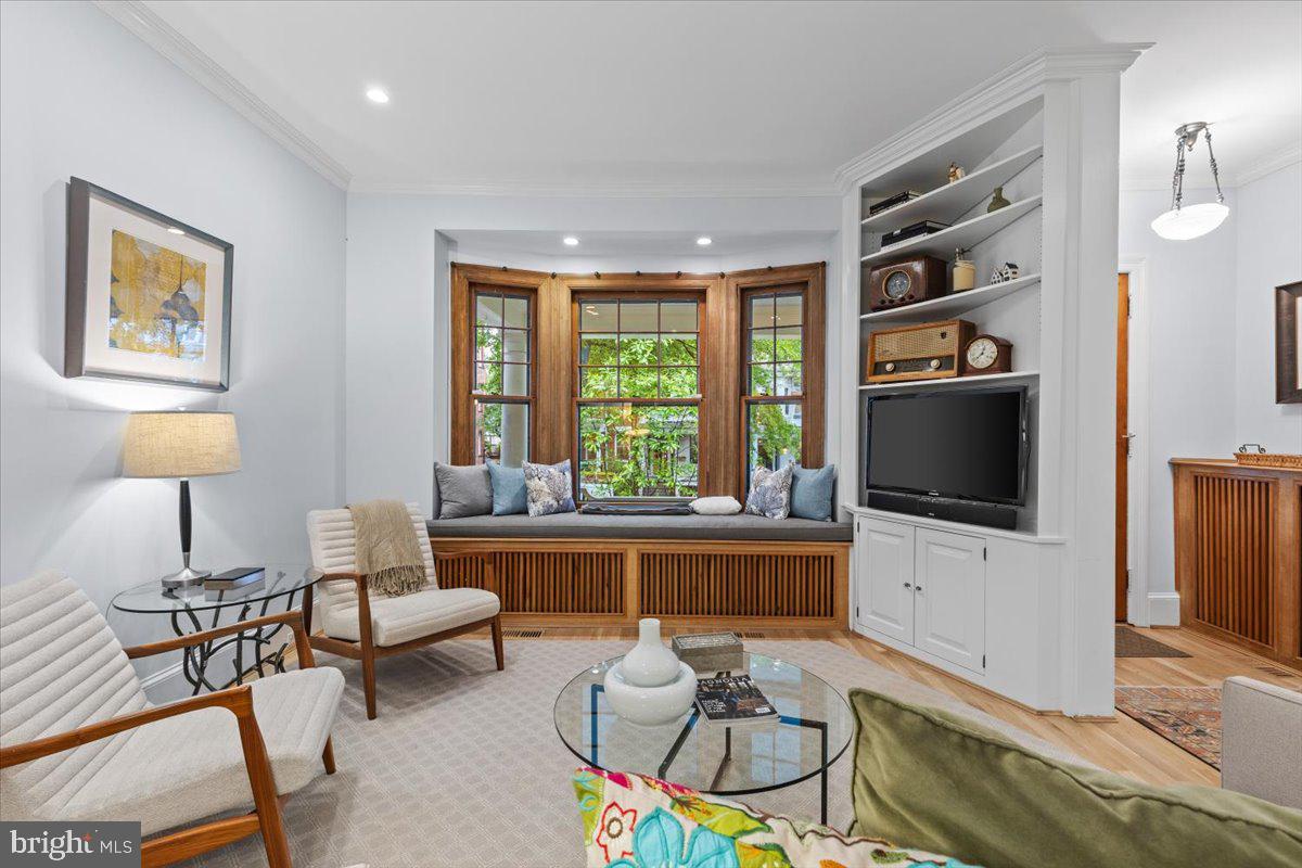 2840 27th Street Northwest Washington, DC 20008 - Photo 8 of 51