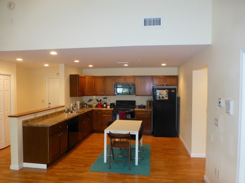 48 Phillips Road, Unit 13 Holden, MA 01520 - Photo 5 of 20 Gallery Image 5