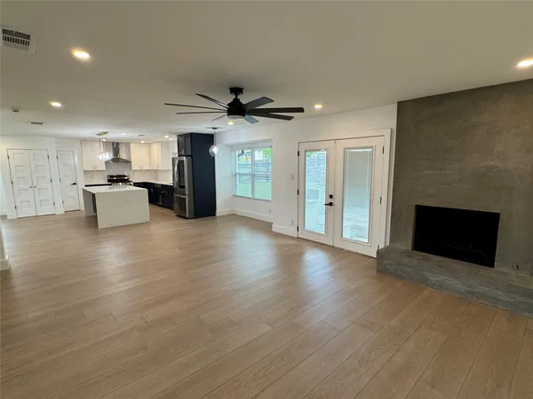$3,200 | 5805 North Hampton Drive, Austin, TX 78723