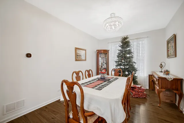 $550,000 | 5210 Pheasant Lane, Richmond, IL 60071