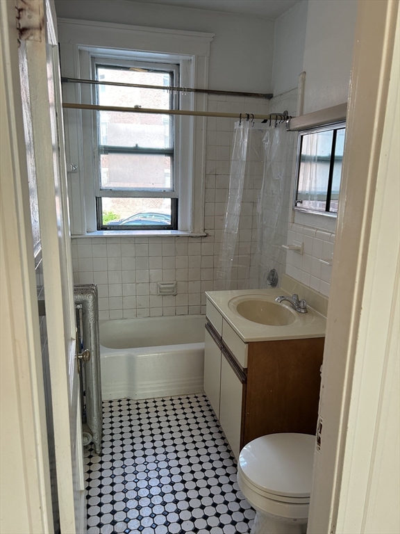 1675 Beacon Street, Unit 2 Brookline, MA 02445 - Photo 6 of 9
