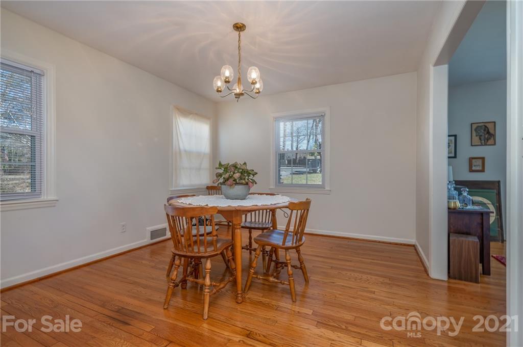 150 Broadway Tryon, NC 28782 - Photo 9 of 32 Gallery Image 9