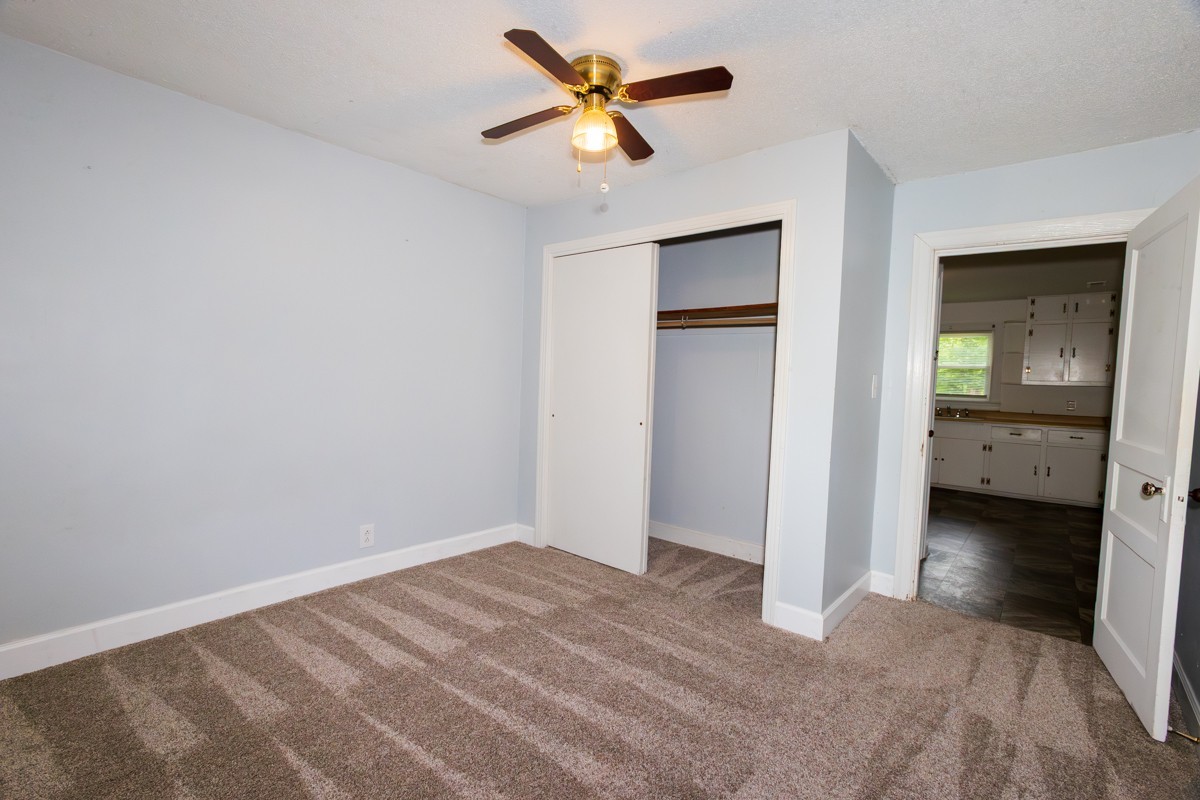 266 Denny Road Clarksville, TN 37043 - Photo 9 of 52