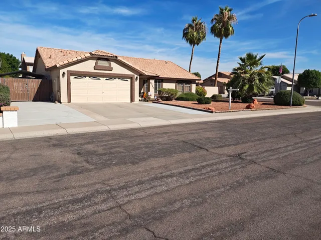 $509,000 | 8734 West Bloomfield Road, Peoria, AZ 85381