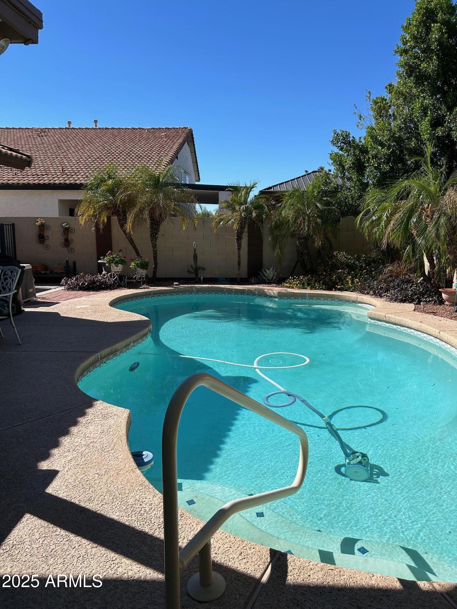 8734 West Bloomfield Road Peoria, AZ 85381 - Photo 25 of 34 bloompool