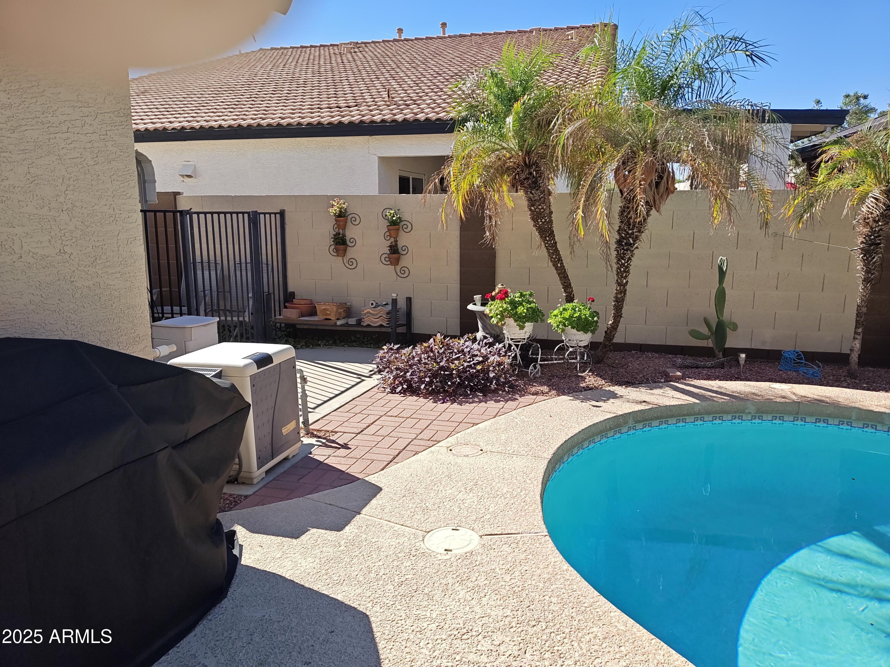 8734 West Bloomfield Road Peoria, AZ 85381 - Photo 31 of 34 blmwest3