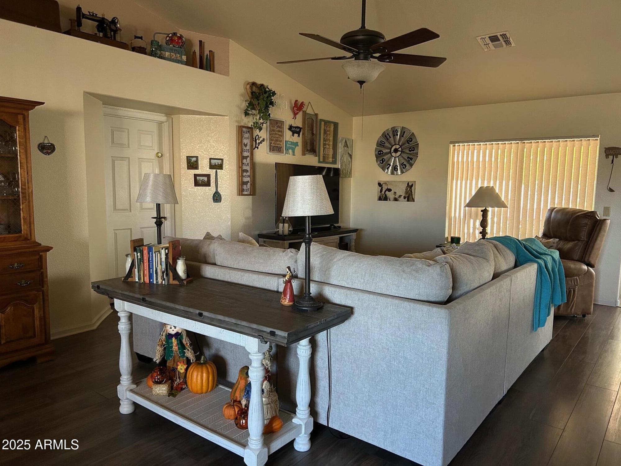 8734 West Bloomfield Road Peoria, AZ 85381 - Photo 5 of 34 bloomtv