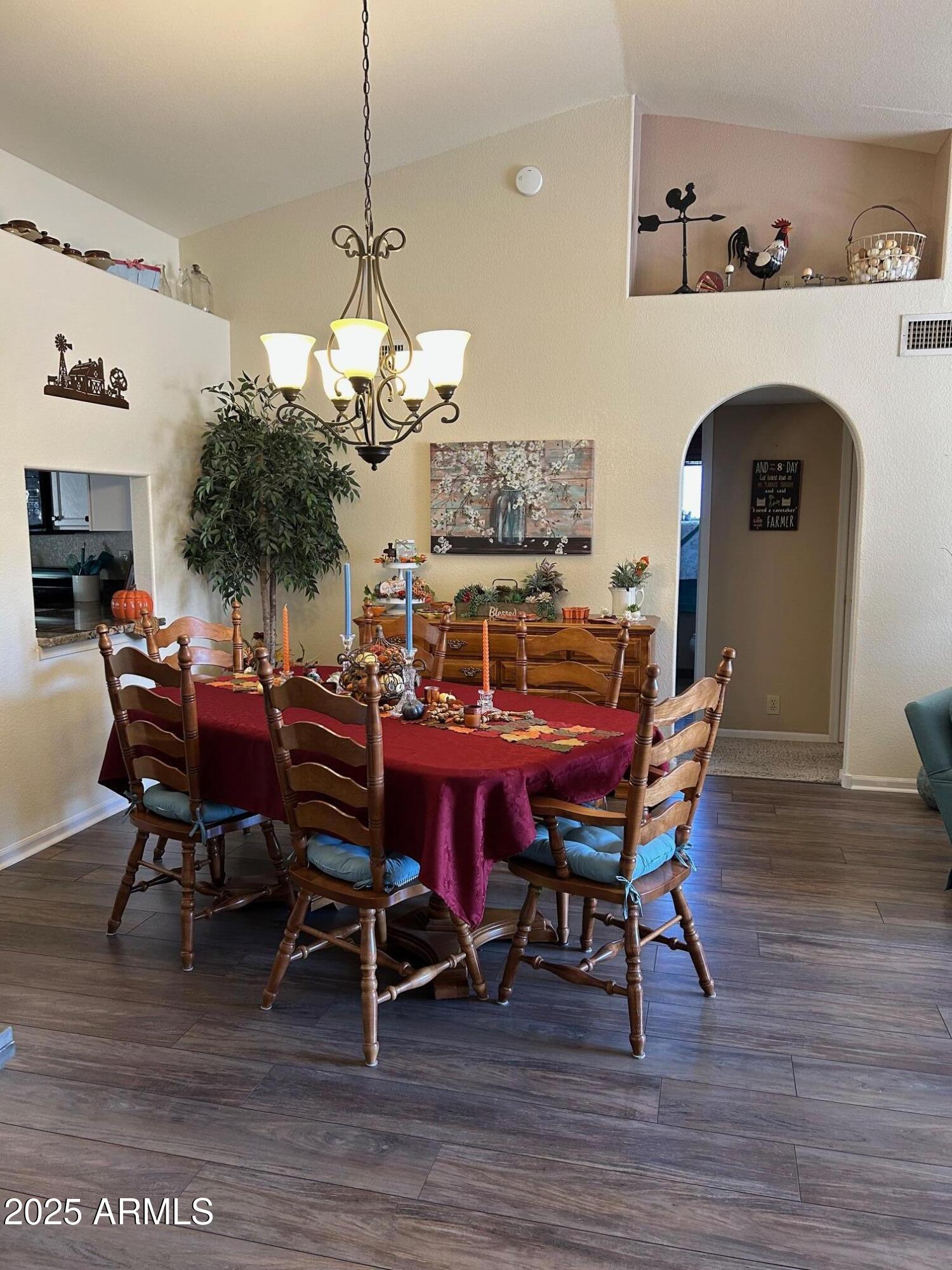 8734 West Bloomfield Road Peoria, AZ 85381 - Photo 6 of 34 bloomfield din