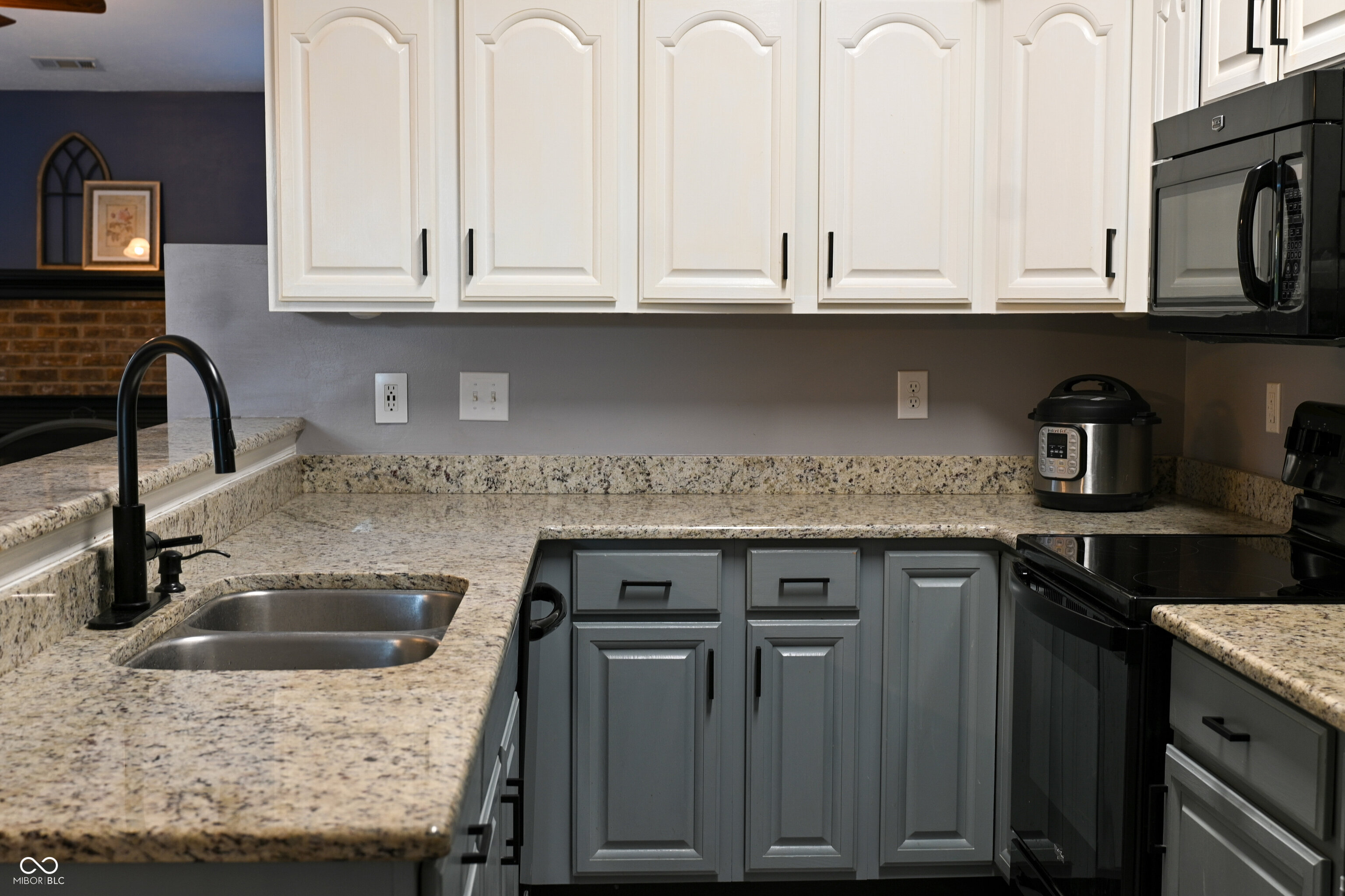 2 Lacy Court Brownsburg, IN 46112 - Photo 4 of 16