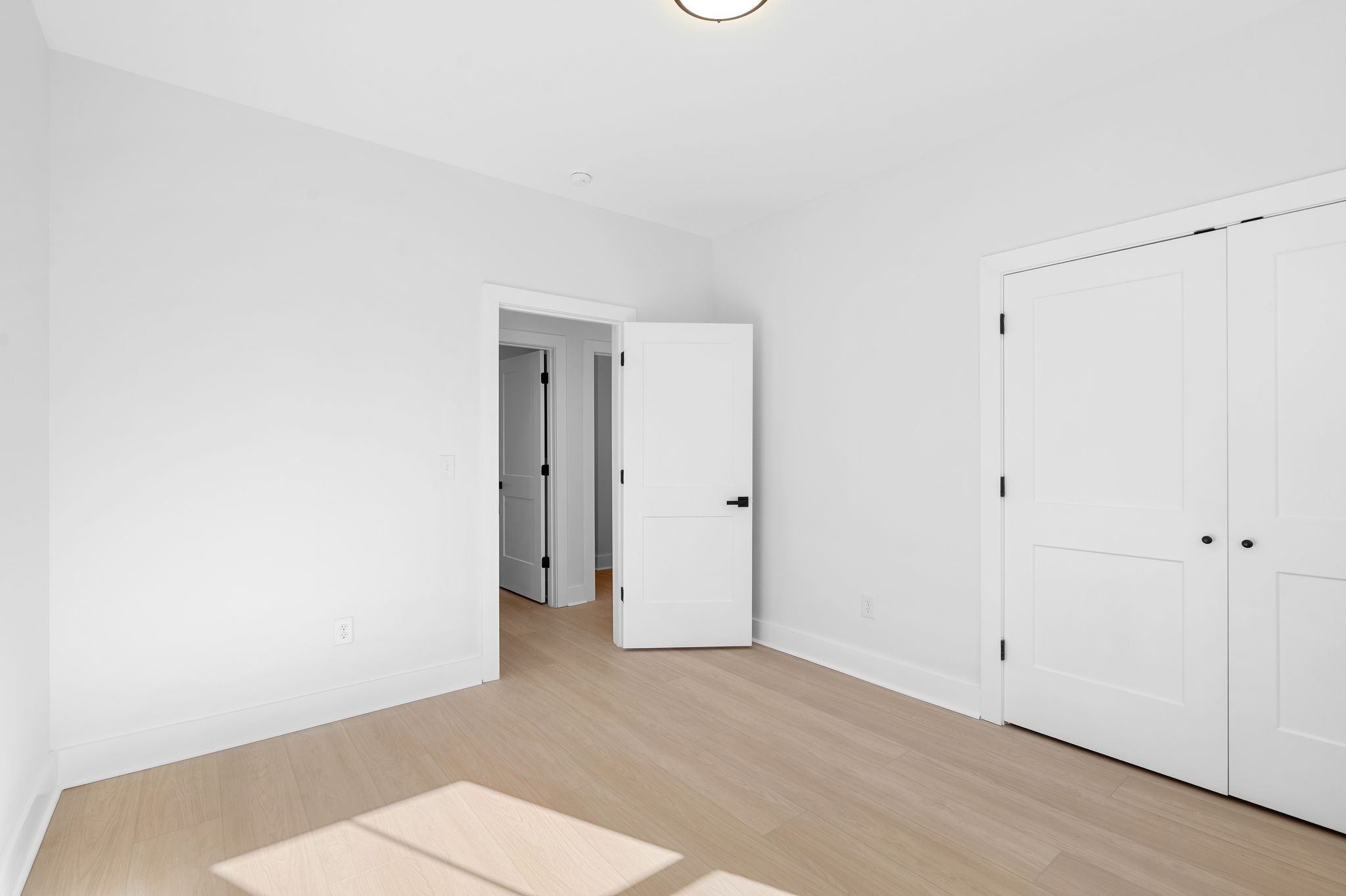 930 Glass Street Franklin, TN 37064 - Photo 20 of 34 a view of an empty room