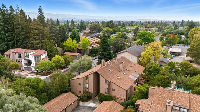 $848,000 | 2000 Rock Street, Unit 7, Mountain View, CA 94043