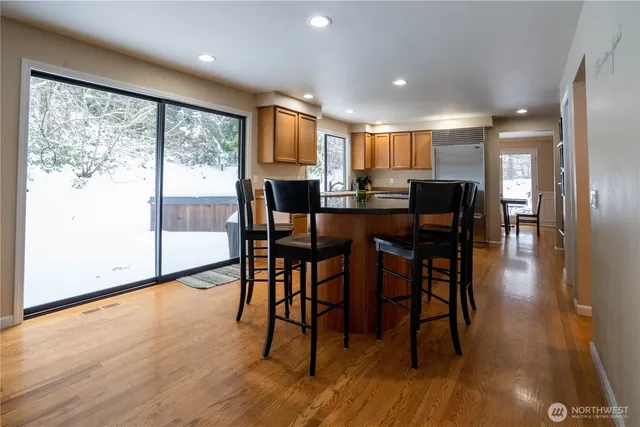 $6,000 | 26047 Southeast 26th Court, Sammamish, WA 98075