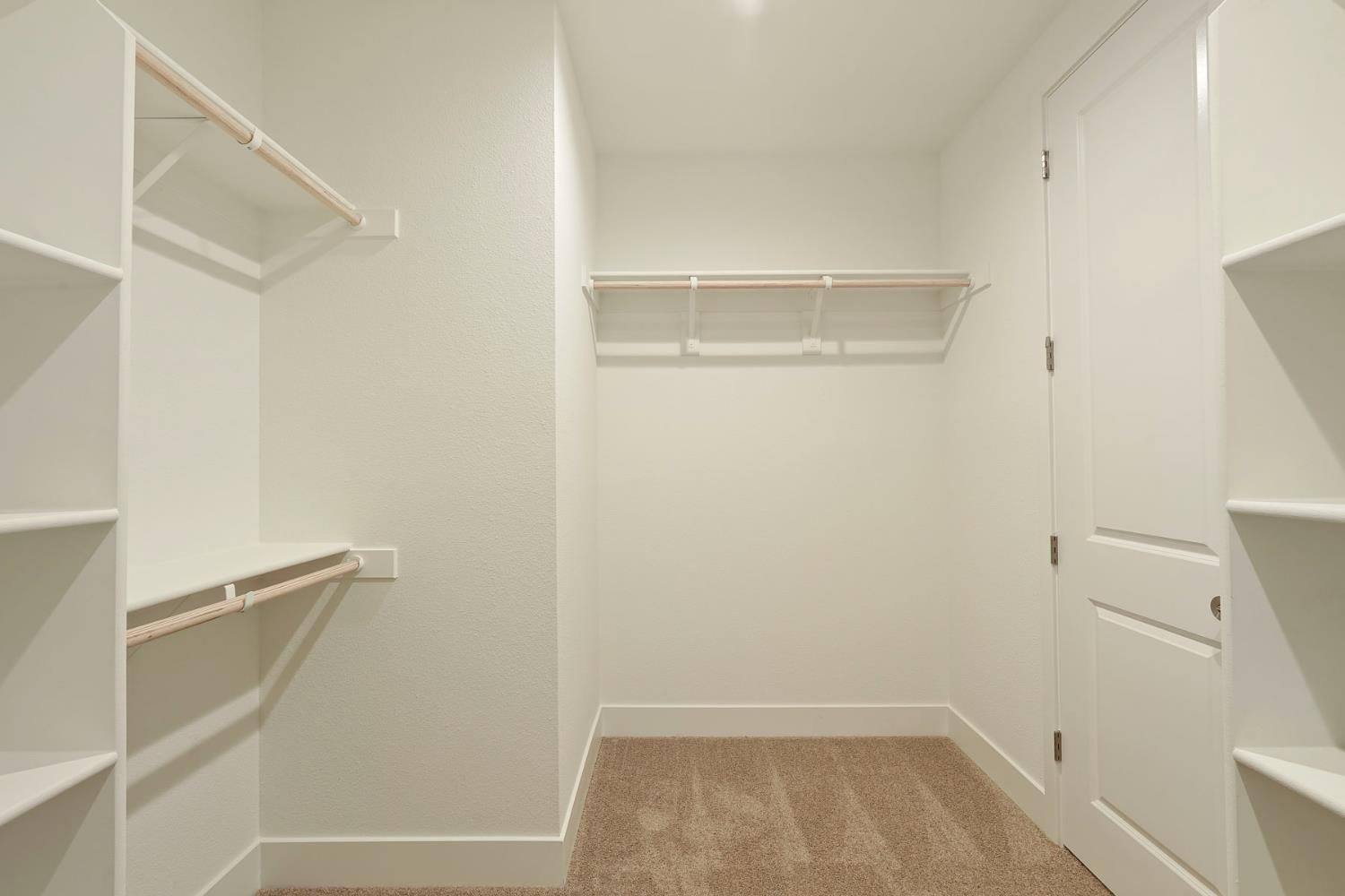 446 Tigris Street Manteca, CA 95337 - Photo 20 of 46 Primary walk-in closet